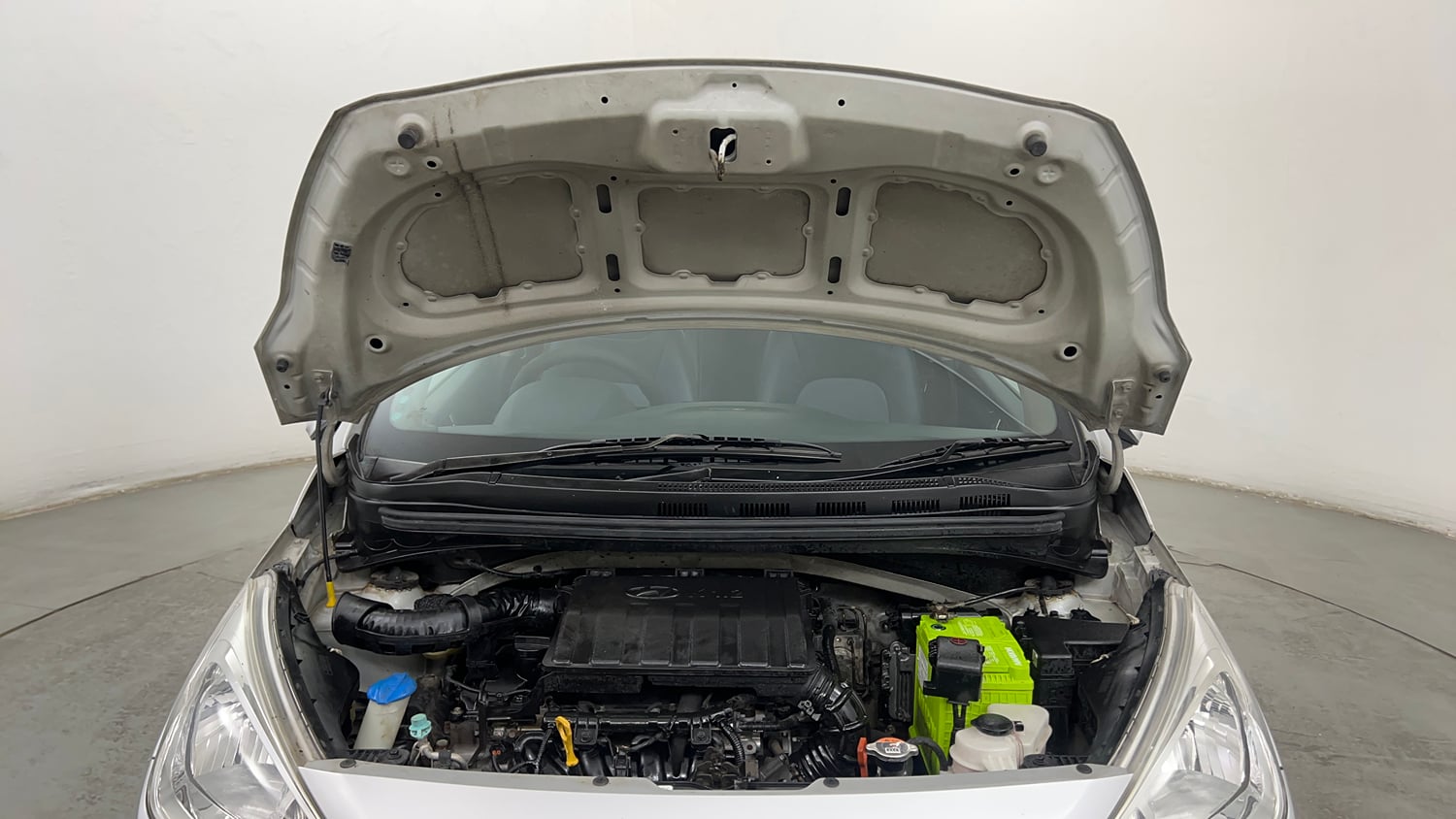 Used 2016 Hyundai Grand i10 Asta AT 1.2 Kappa VTVT Petrol Automatic engine ENGINE & BONNET OPEN FRONT VIEW