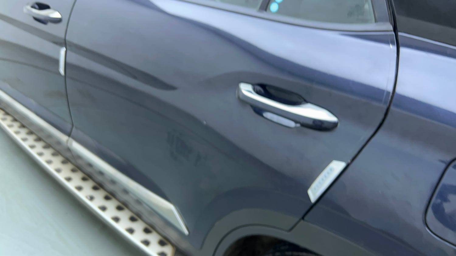 Used 2022 Hyundai Alcazar Signature (O) 7 Seater 1.5 Diesel AT Diesel Automatic dents MINOR SCRATCH