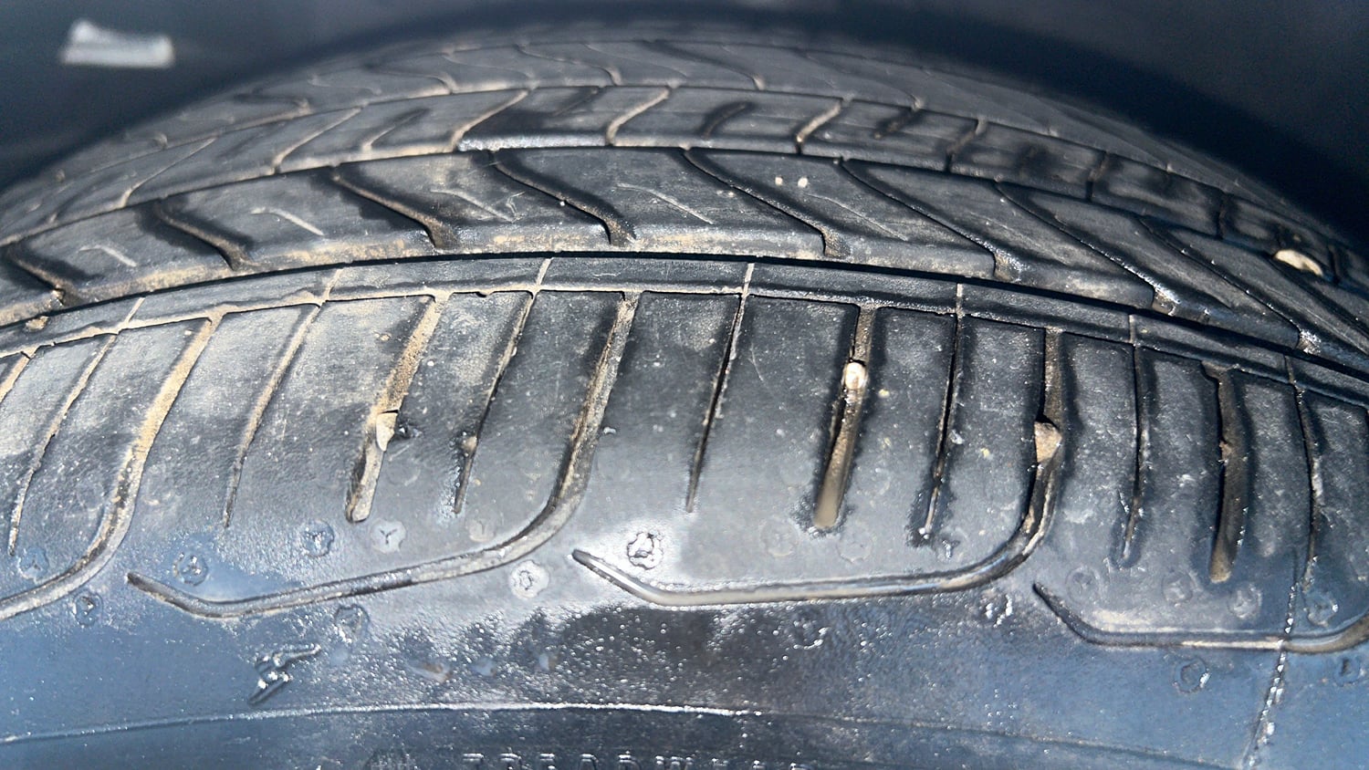 Used 2021 Honda City ZX Petrol Petrol Manual tyres LEFT FRONT TYRE TREAD VIEW