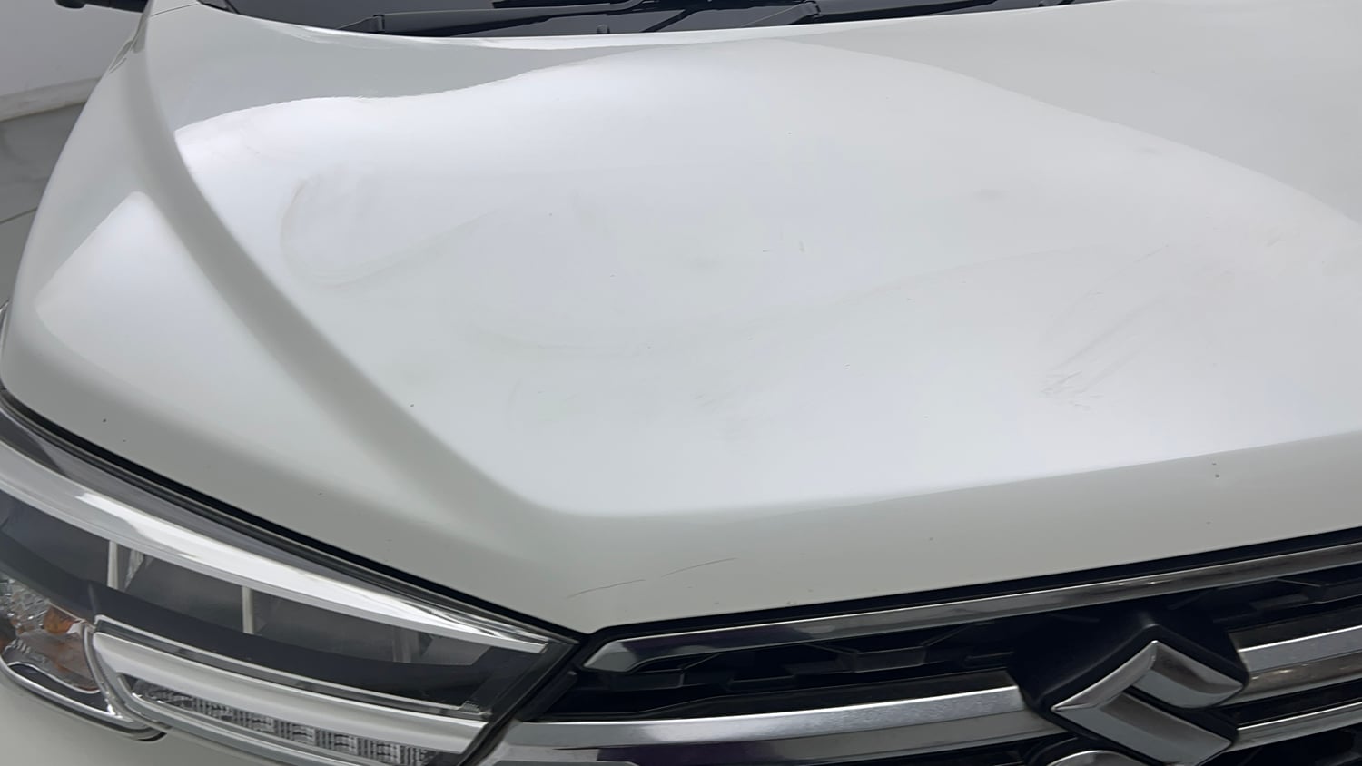 Used 2023 Maruti Suzuki XL6 Alpha Plus MT Petrol Petrol Manual dents MINOR SCRATCH