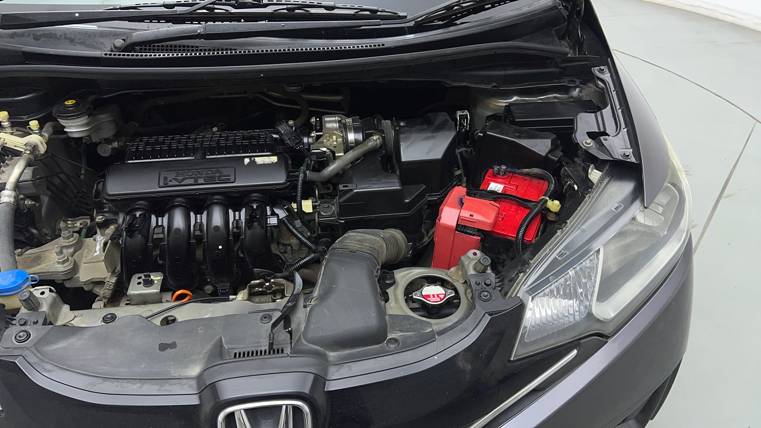 Used 2019 Honda Jazz VX Petrol Petrol Manual engine ENGINE LEFT SIDE VIEW