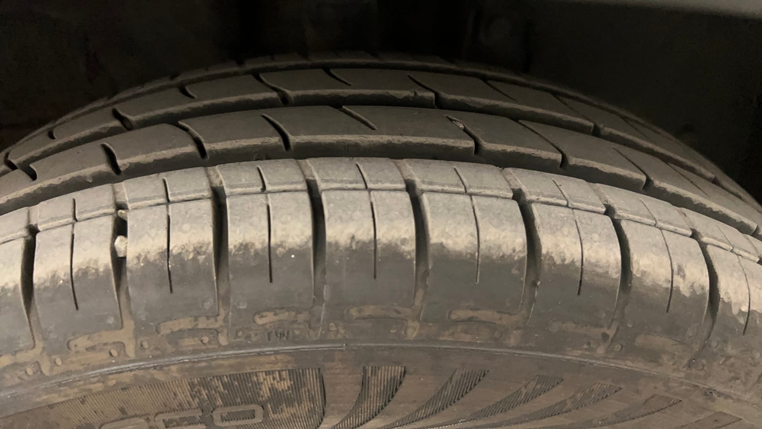 Used 2020 Renault Kwid CLIMBER 1.0 Opt Petrol Manual tyres RIGHT FRONT TYRE TREAD VIEW