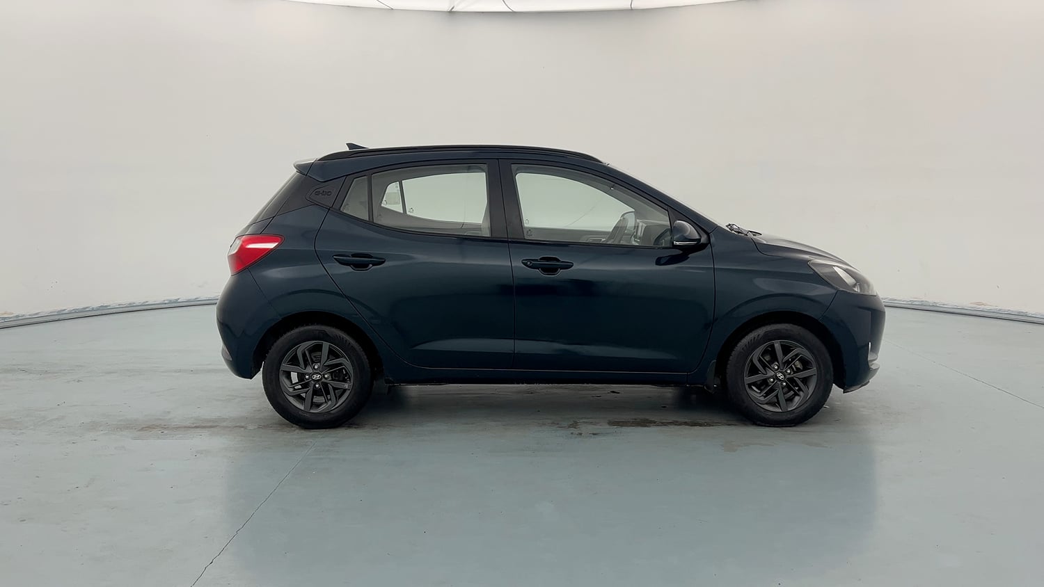 Used 2021 Hyundai Grand i10 Nios Sportz 1.2 Kappa VTVT Petrol Manual exterior RIGHT SIDE VIEW