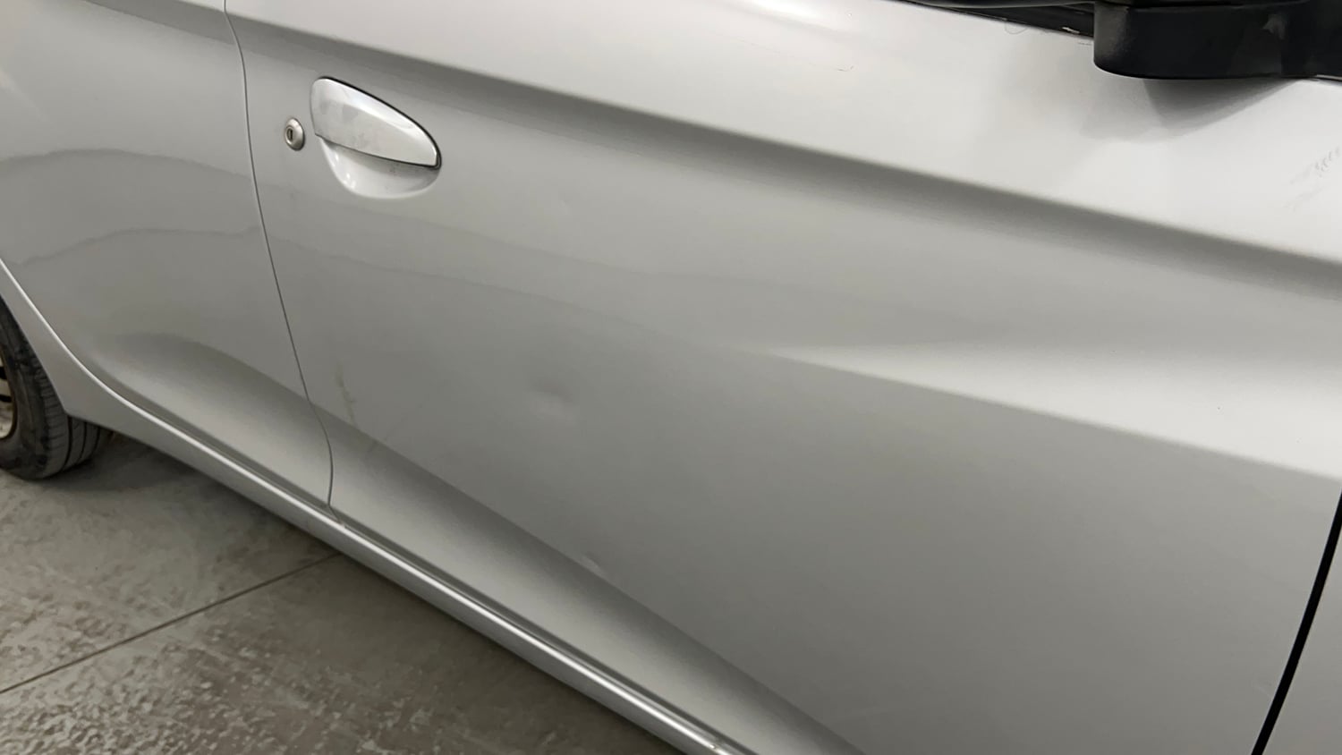 Used 2018 Hyundai Eon Era + Petrol Manual dents MINOR SCRATCH