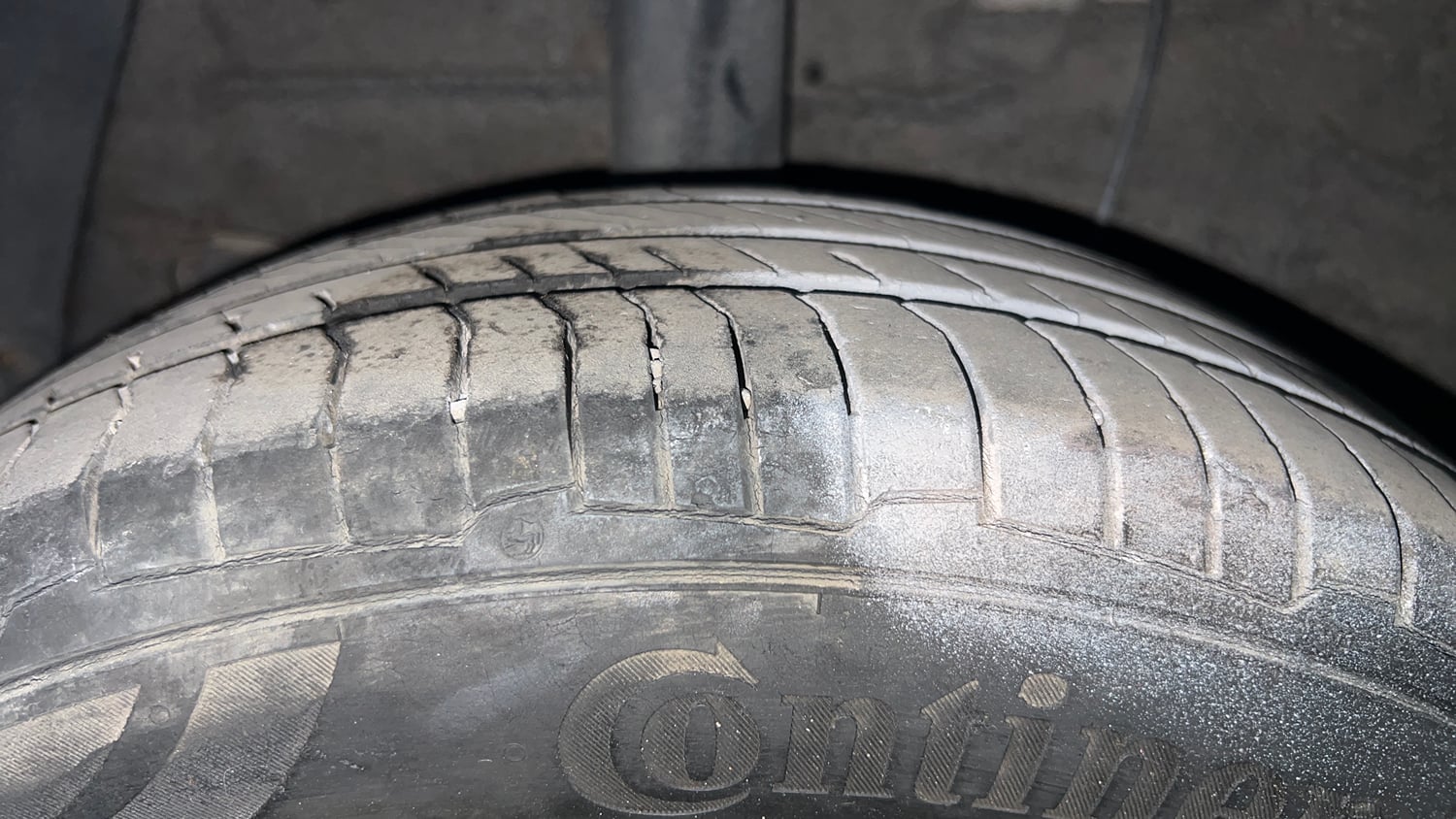 Used 2015 Hyundai Xcent S 1.2 Petrol Manual tyres RIGHT REAR TYRE TREAD VIEW