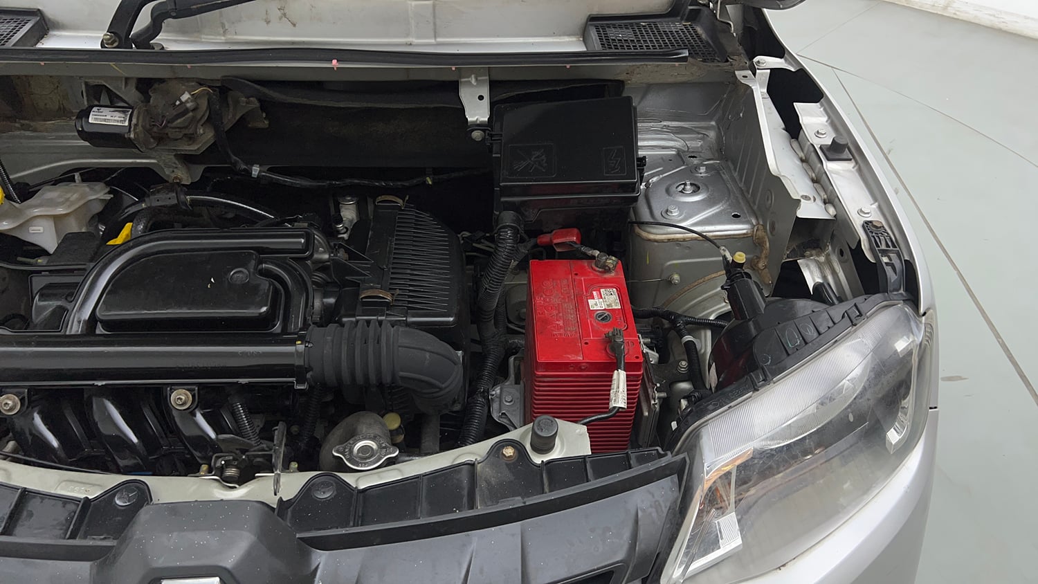 Used 2019 Renault Kwid RXL Petrol Manual engine ENGINE LEFT SIDE VIEW