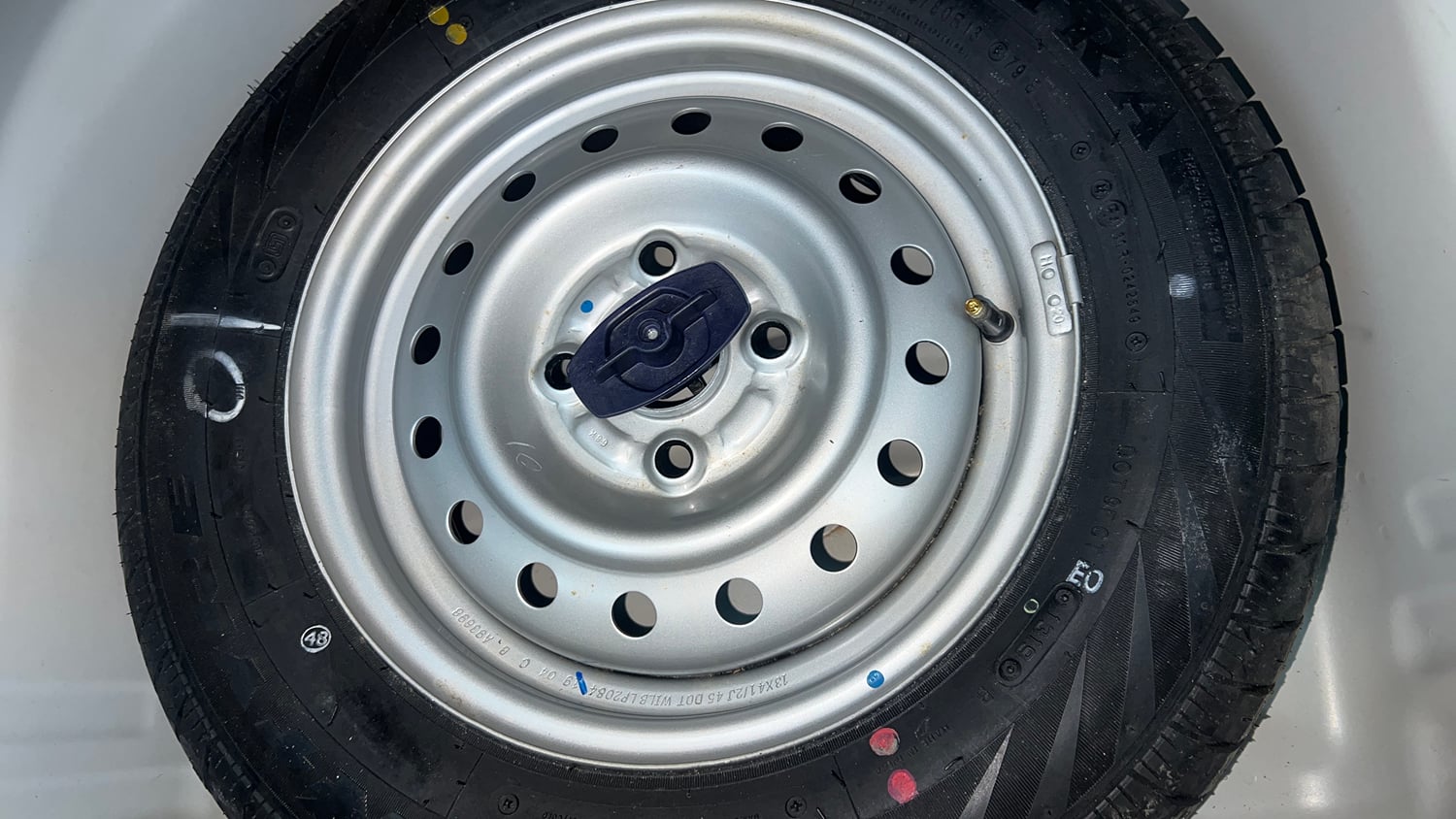 Used 2019 Maruti Suzuki Wagon R 1.0 LXi 1.0 Petrol Manual tyres SPARE TYRE VIEW