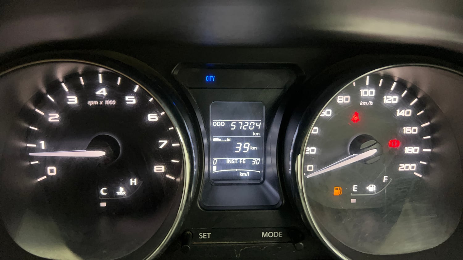 Used 2018 Tata Tiago Revotron XZ Petrol Manual interior CLUSTERMETER VIEW