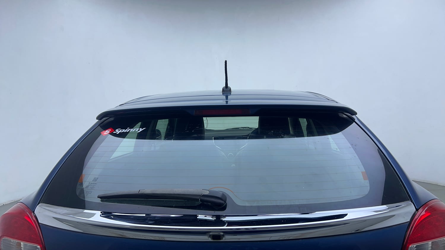 Used 2017 Maruti Suzuki Baleno Zeta 1.2 Petrol Manual exterior BACK WINDSHIELD VIEW
