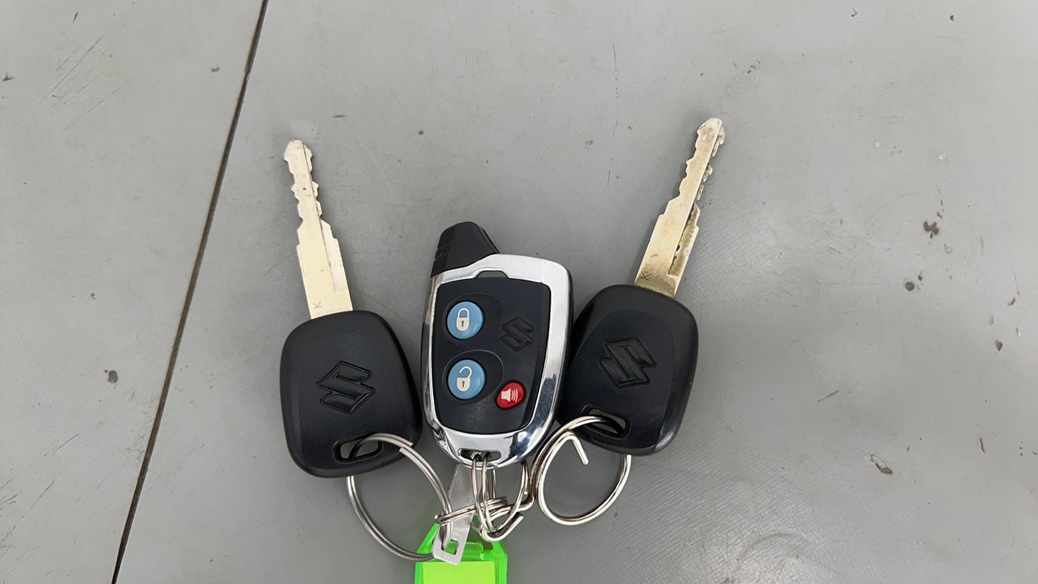 Used 2021 Maruti Suzuki Wagon R LXi 1.0 CNG Cng Manual extra CAR KEY VIEW