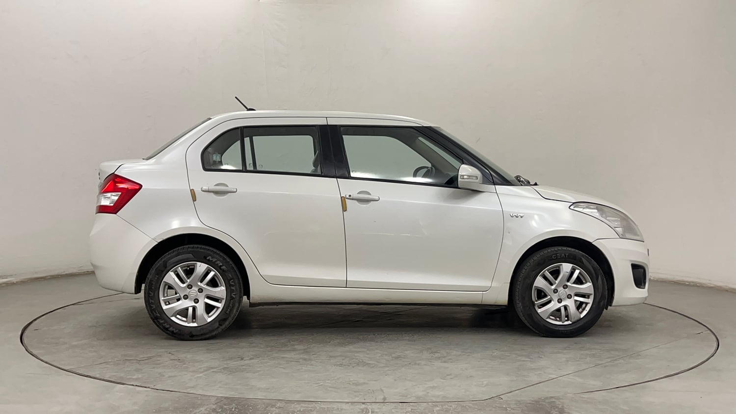 Used 2012 Maruti Suzuki Swift Dzire ZXI Petrol Manual exterior RIGHT SIDE VIEW