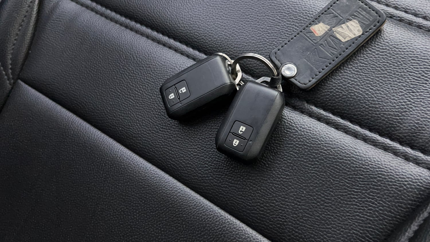 Used 2022 Maruti Suzuki Celerio ZXi Plus Petrol Manual extra CAR KEY VIEW
