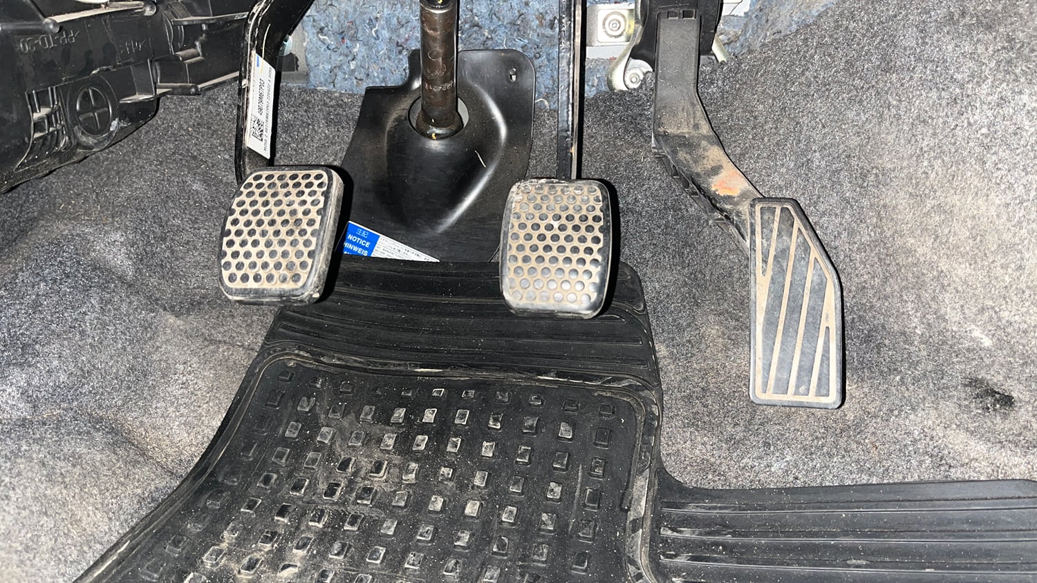 Used 2022 Maruti Suzuki Alto 800 Vxi Plus Petrol Manual interior PEDALS VIEW