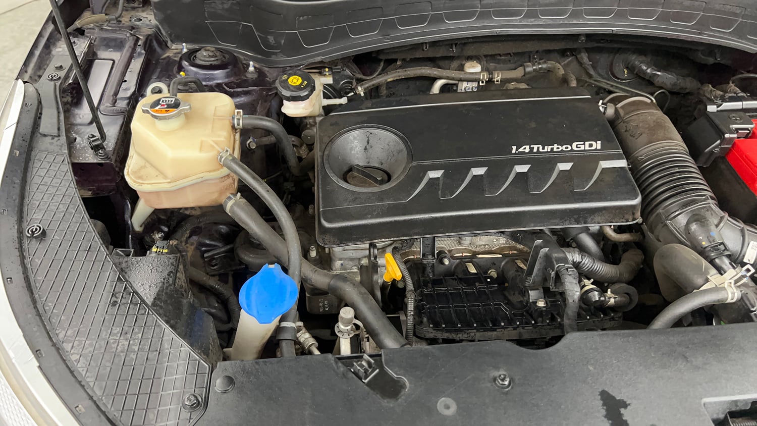 Used 2022 Kia Seltos GTX Plus 1.4 DCT Petrol Automatic engine ENGINE RIGHT SIDE VIEW