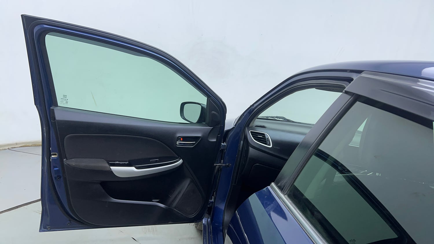 Used 2018 Maruti Suzuki Baleno Alpha 1.2 AT Petrol Automatic interior LEFT FRONT DOOR OPEN VIEW