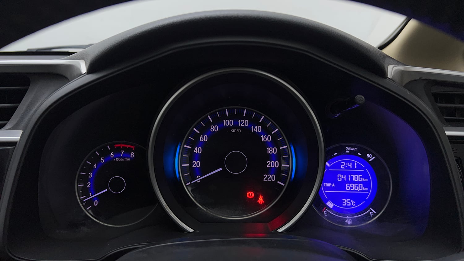 Used 2019 Honda Jazz VX Petrol Petrol Manual interior CLUSTERMETER VIEW