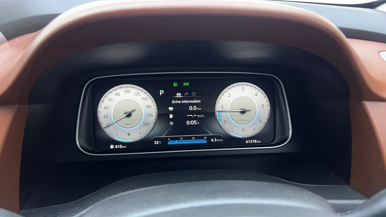 Used 2022 Hyundai Alcazar Signature (O) 7 Seater 1.5 Diesel AT Diesel Automatic interior CLUSTERMETER VIEW