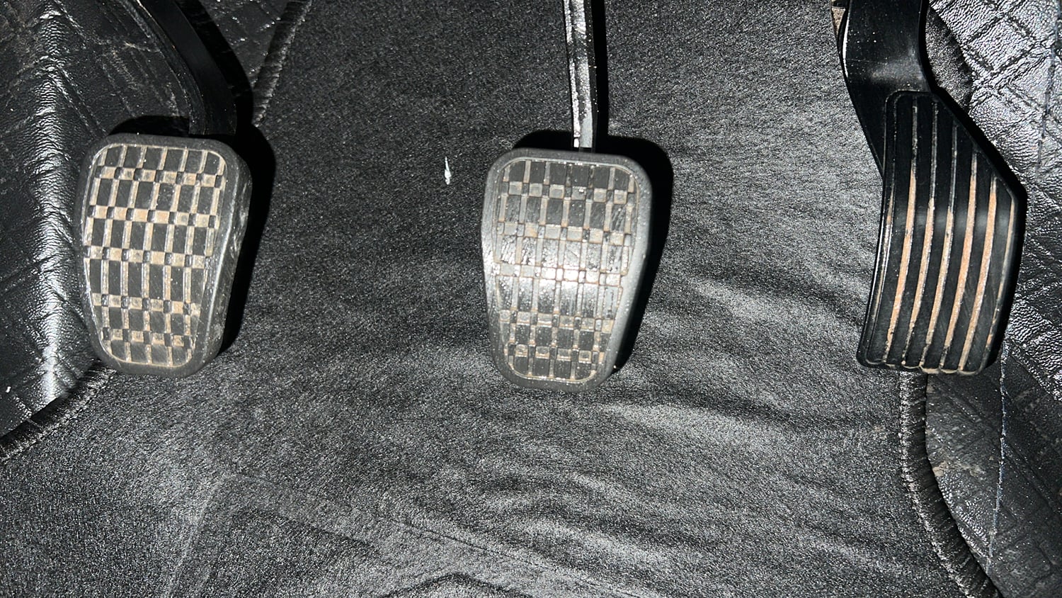 Used 2023 Tata Punch Pure MT Petrol Manual interior PEDALS VIEW