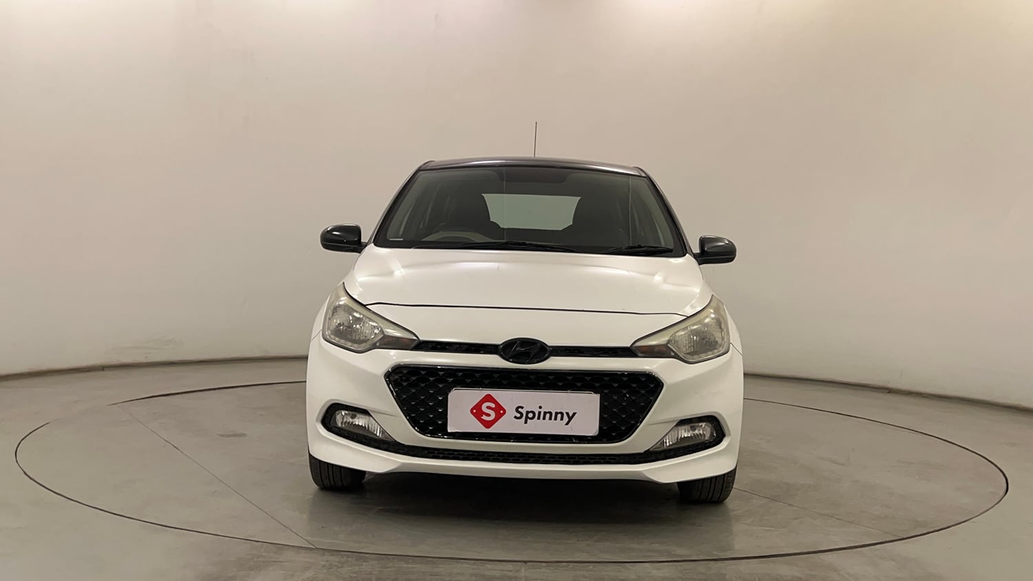 Used 2016 Hyundai Elite i20 Magna 1.2 Petrol Manual exterior FRONT VIEW