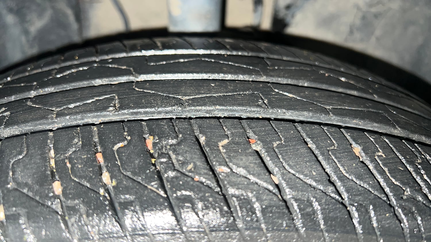 Used 2022 Tata Punch Accomplished MT Petrol Manual tyres RIGHT FRONT TYRE TREAD VIEW