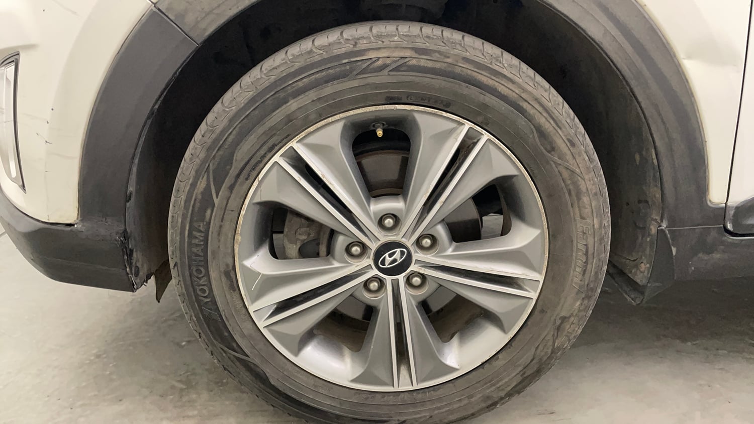 Used 2017 Hyundai Creta 1.6 SX Plus AT Petrol Petrol Automatic tyres LEFT FRONT TYRE RIM VIEW