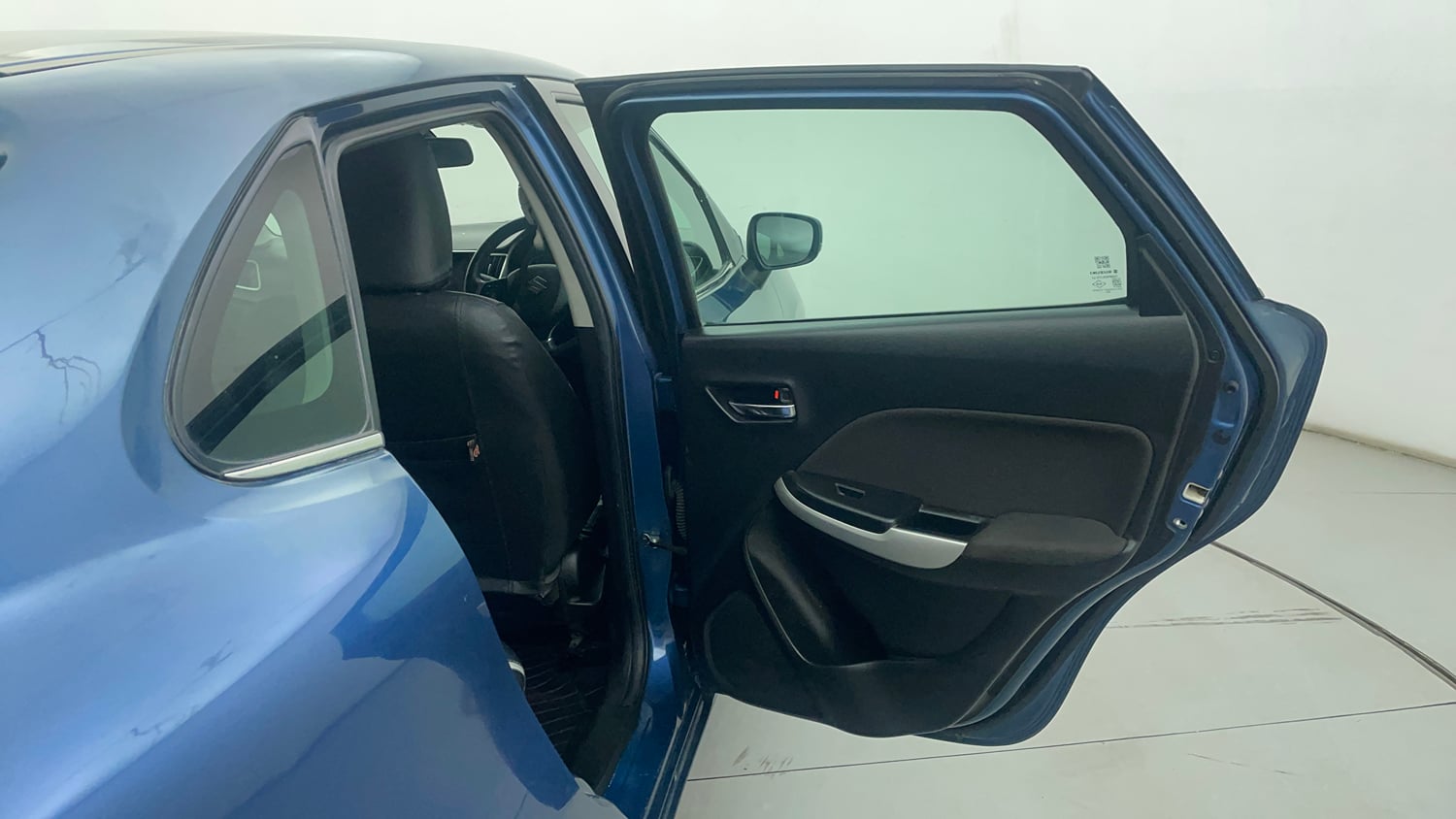 Used 2016 Maruti Suzuki Baleno Alpha 1.2 Petrol Manual interior RIGHT REAR DOOR OPEN VIEW