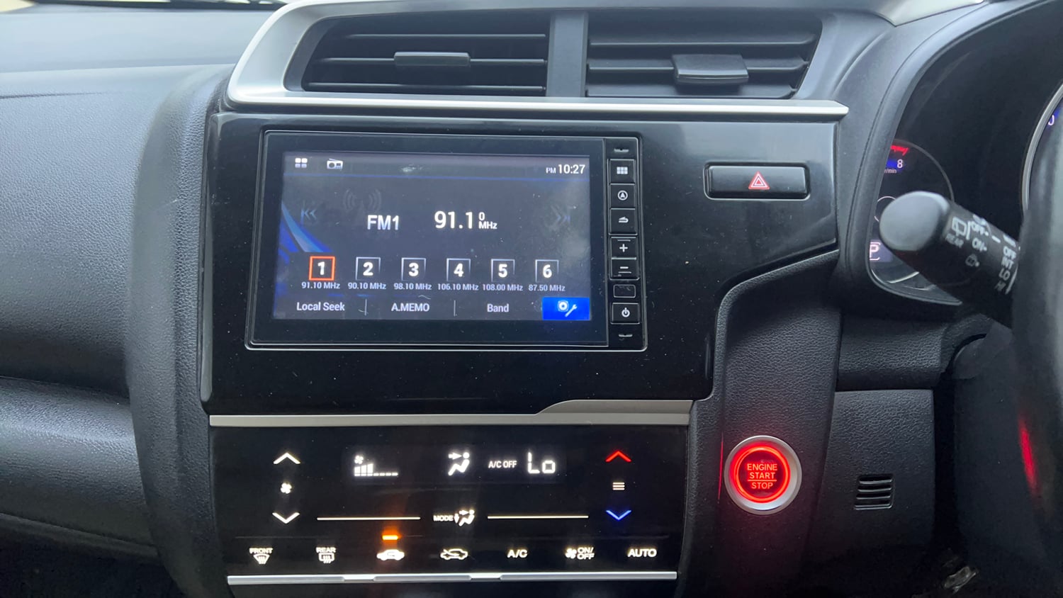 Used 2018 Honda Jazz VX CVT Petrol Petrol Automatic interior MUSIC SYSTEM & AC CONTROL VIEW