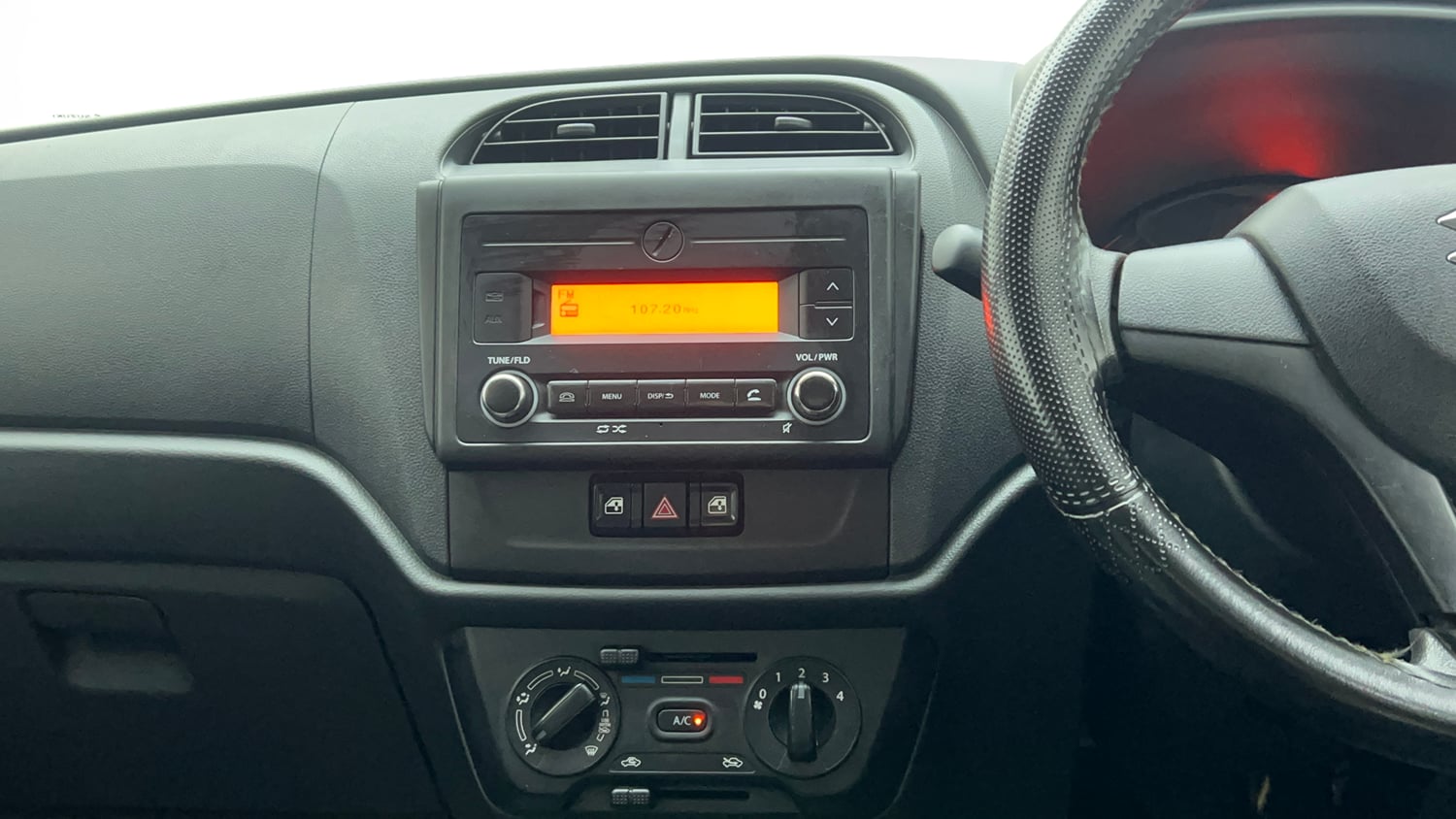 Used 2023 Maruti Suzuki Alto K10 VXi S-CNG Cng Manual top_features Integrated (in-dash) music system
