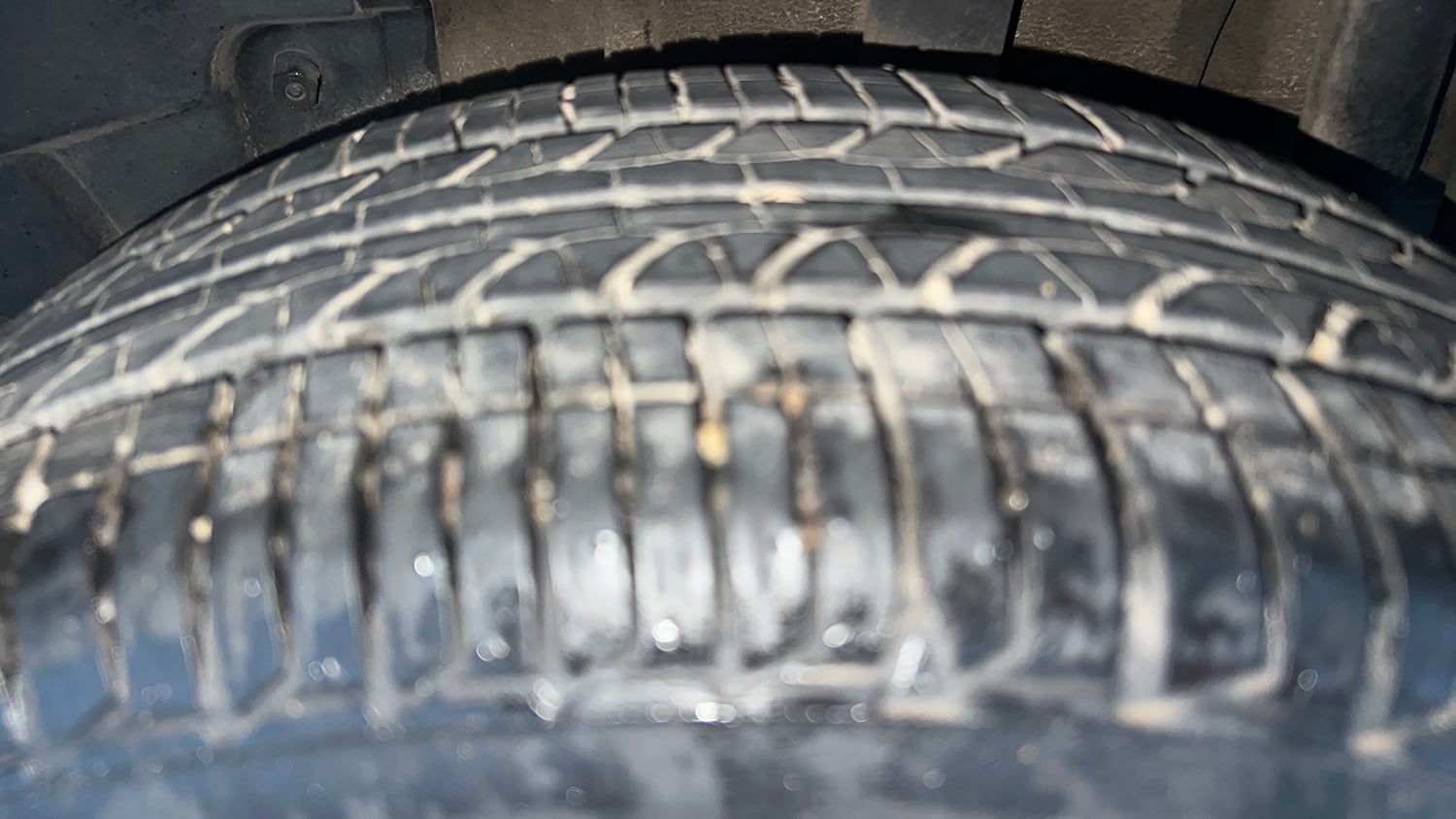 Used 2023 Tata Tigor XZ Plus Petrol Manual tyres LEFT REAR TYRE TREAD VIEW