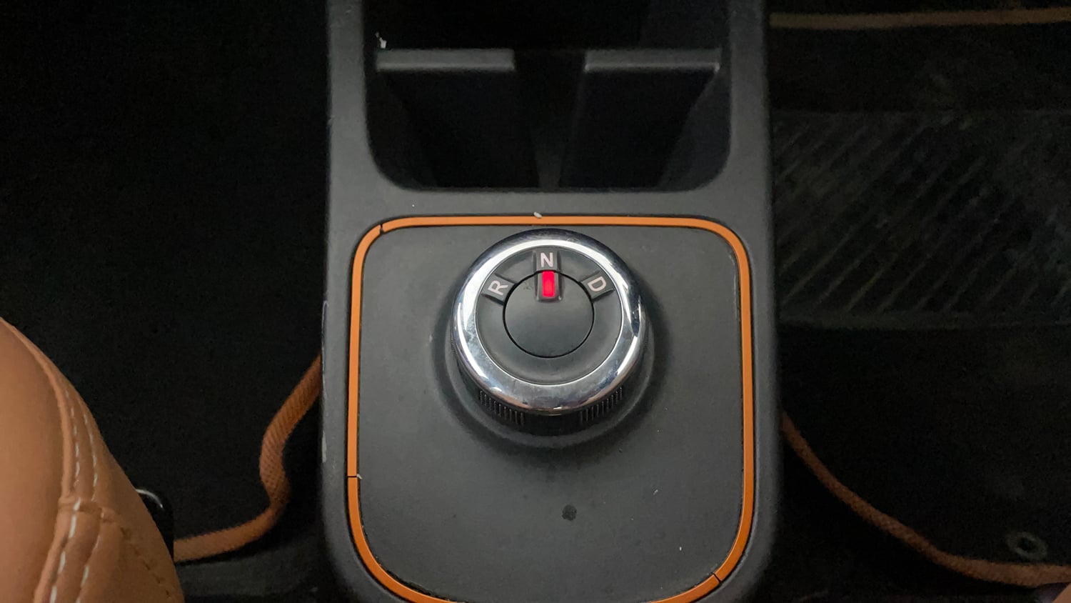 Used 2020 Renault Kwid CLIMBER 1.0 AMT Opt Petrol Automatic interior GEAR  KNOB VIEW