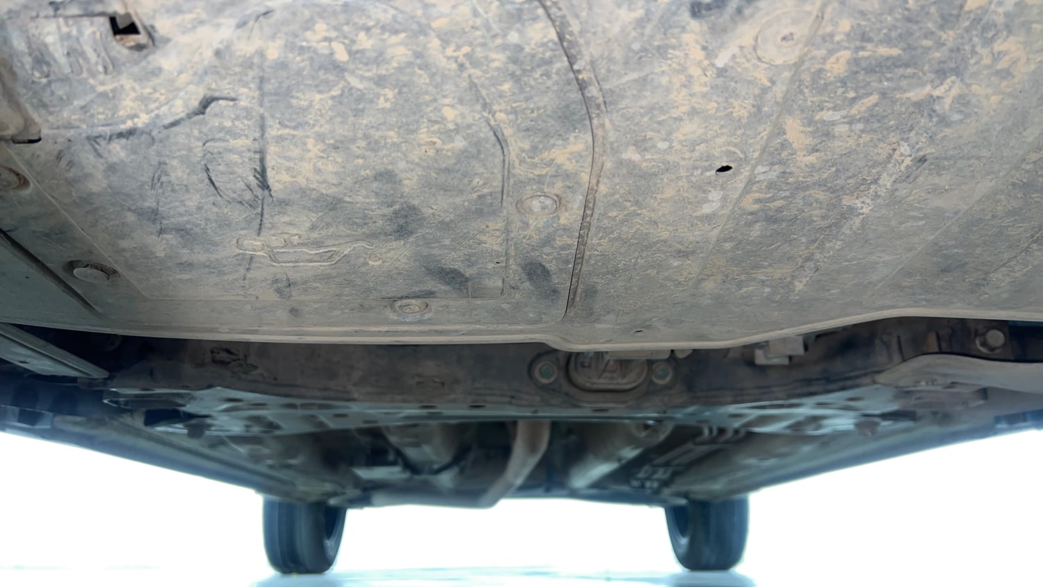 Used 2023 Kia Sonet HTX 1.5 Diesel Manual extra FRONT LEFT UNDERBODY VIEW