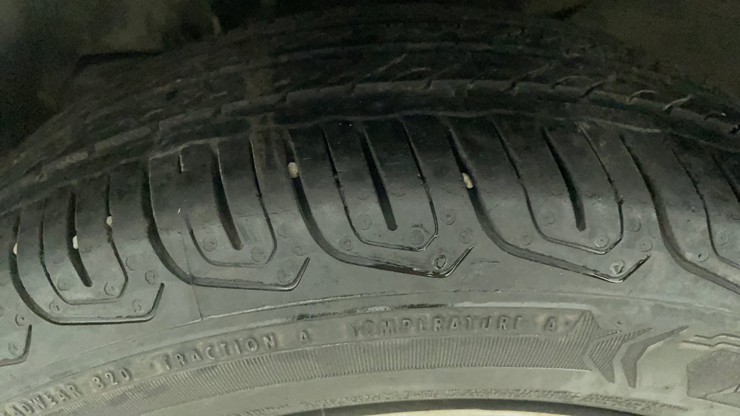 Used 2023 Tata Tiago XT CNG Cng Manual tyres LEFT FRONT TYRE TREAD VIEW