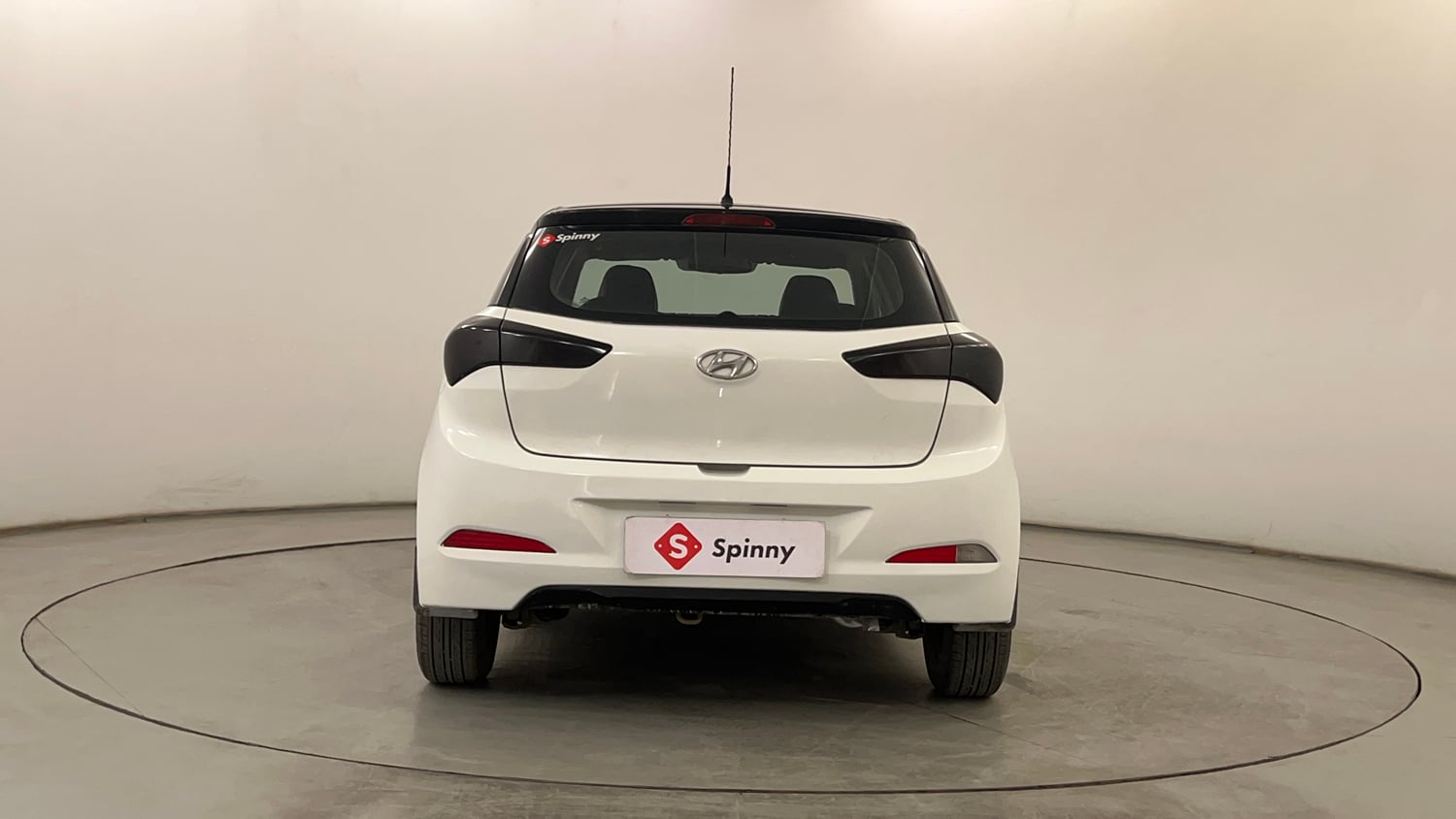 Used 2016 Hyundai Elite i20 Magna 1.2 Petrol Manual exterior BACK VIEW