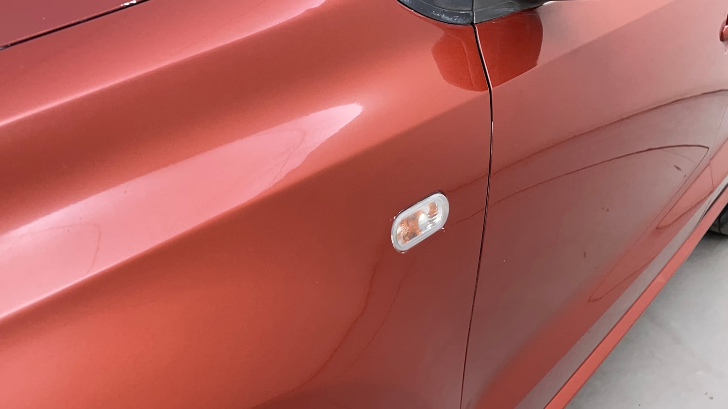 Used 2014 Volkswagen Polo Comfortline 1.2L (P) Petrol Manual dents MINOR SCRATCH