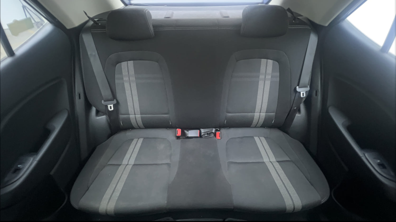 Used 2021 Hyundai Venue SX Plus 1.0 Turbo DCT Petrol Automatic interior REAR SEAT CONDITION VIEW