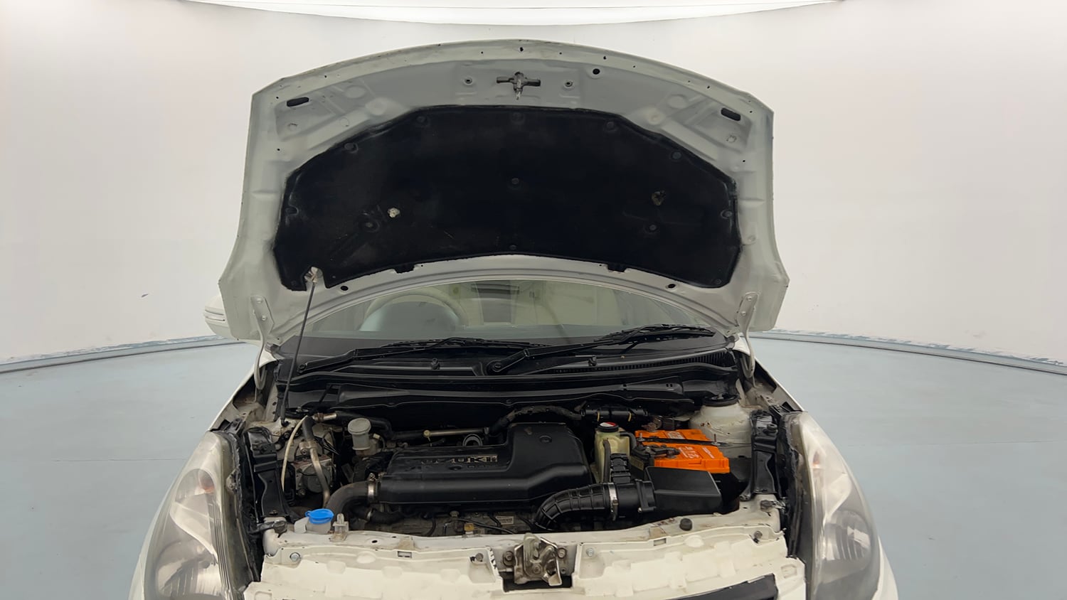 Used 2016 Maruti Suzuki Swift Dzire VDI Diesel Manual engine ENGINE & BONNET OPEN FRONT VIEW