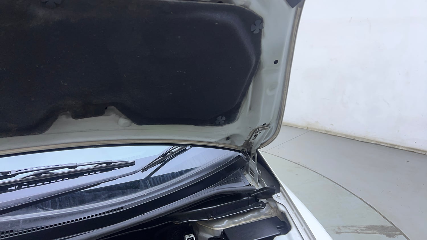 Used 2018 Honda Jazz VX CVT Petrol Petrol Automatic engine ENGINE LEFT SIDE HINGE & APRON VIEW
