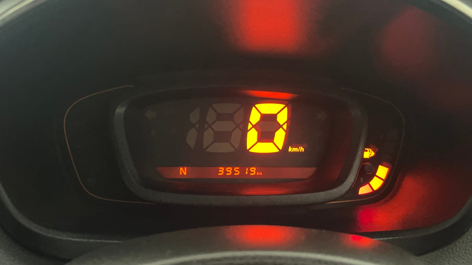 Used 2017 Renault Kwid 1.0 RXT AMT Opt Petrol Automatic interior CLUSTERMETER VIEW