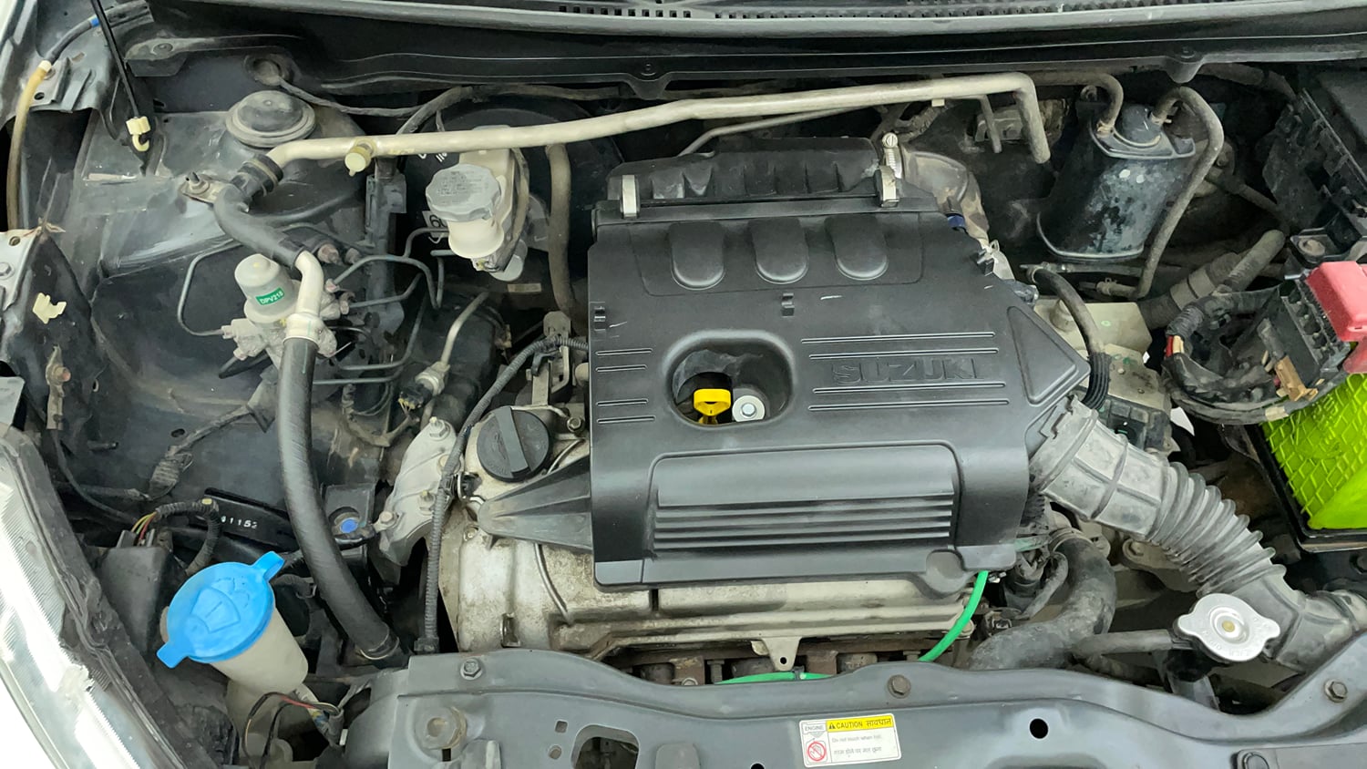 Used 2014 Maruti Suzuki Celerio VXi AMT Petrol Automatic engine ENGINE RIGHT SIDE VIEW