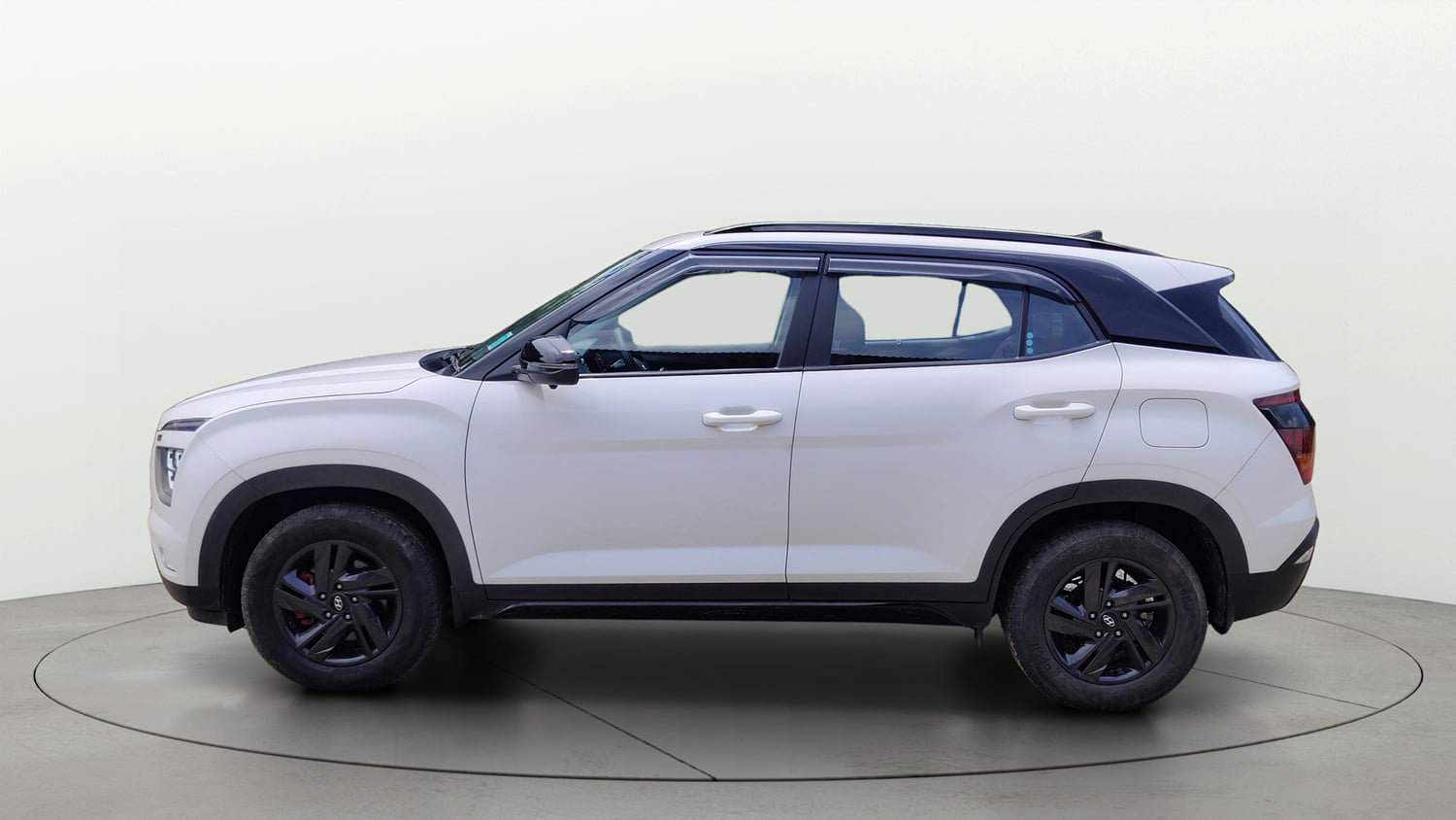 Used 2023 Hyundai Creta S Plus 1.5 Petrol Knight Petrol Manual exterior LEFT SIDE VIEW