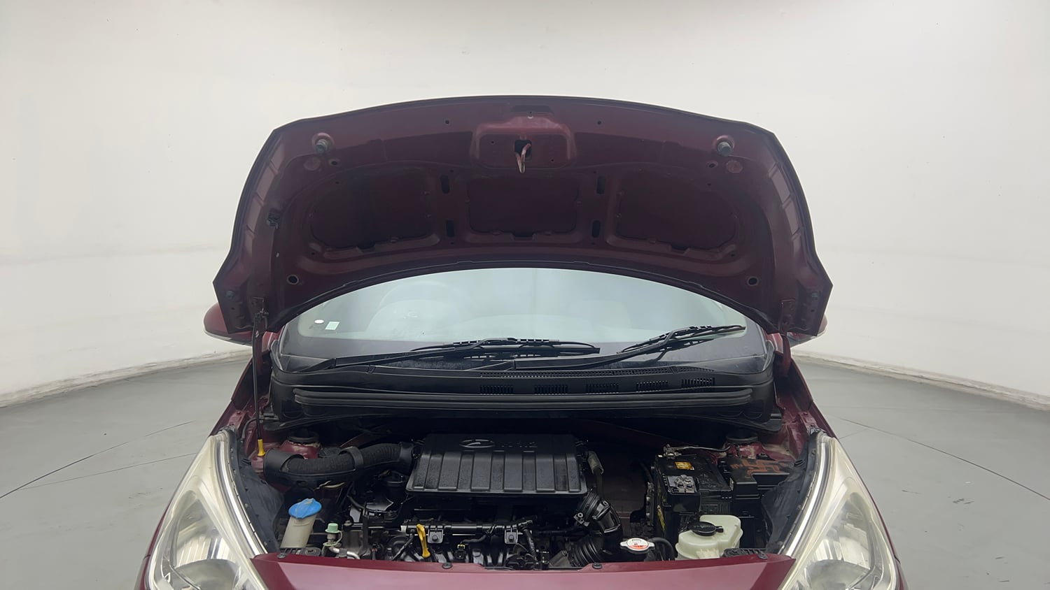 Used 2015 Hyundai Grand i10 Sportz 1.2 Kappa VTVT Petrol Manual engine ENGINE & BONNET OPEN FRONT VIEW