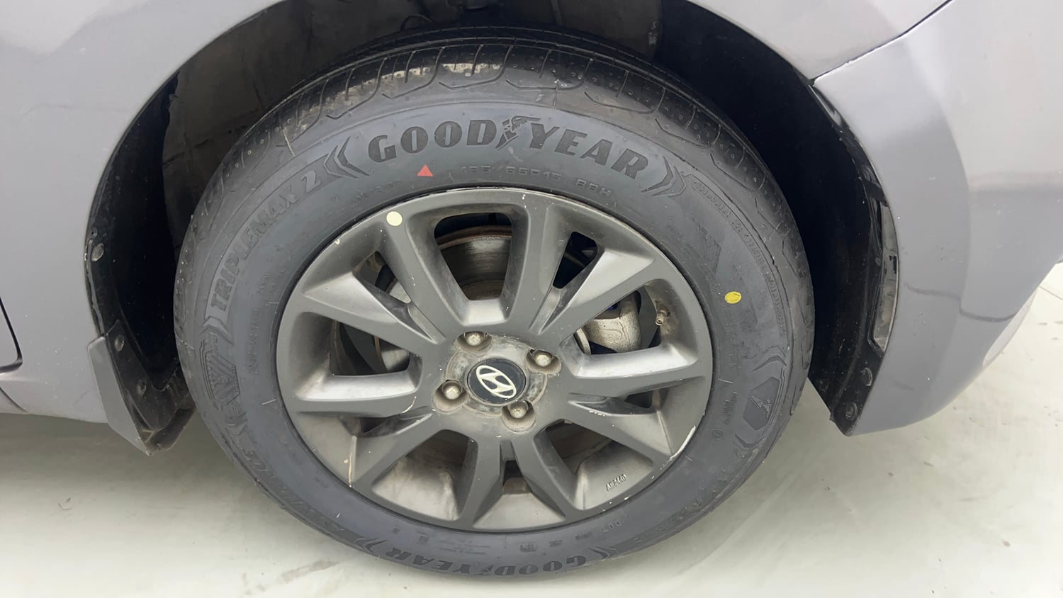 Used 2019 Hyundai Elite i20 Sportz Plus 1.2 Petrol Manual tyres RIGHT FRONT TYRE RIM VIEW