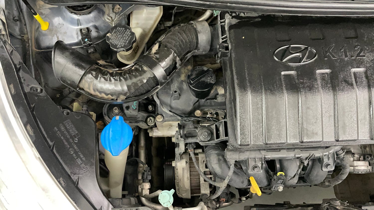 Used 2014 Hyundai Grand i10 Magna 1.2 Kappa VTVT Petrol Manual engine ENGINE RIGHT SIDE VIEW