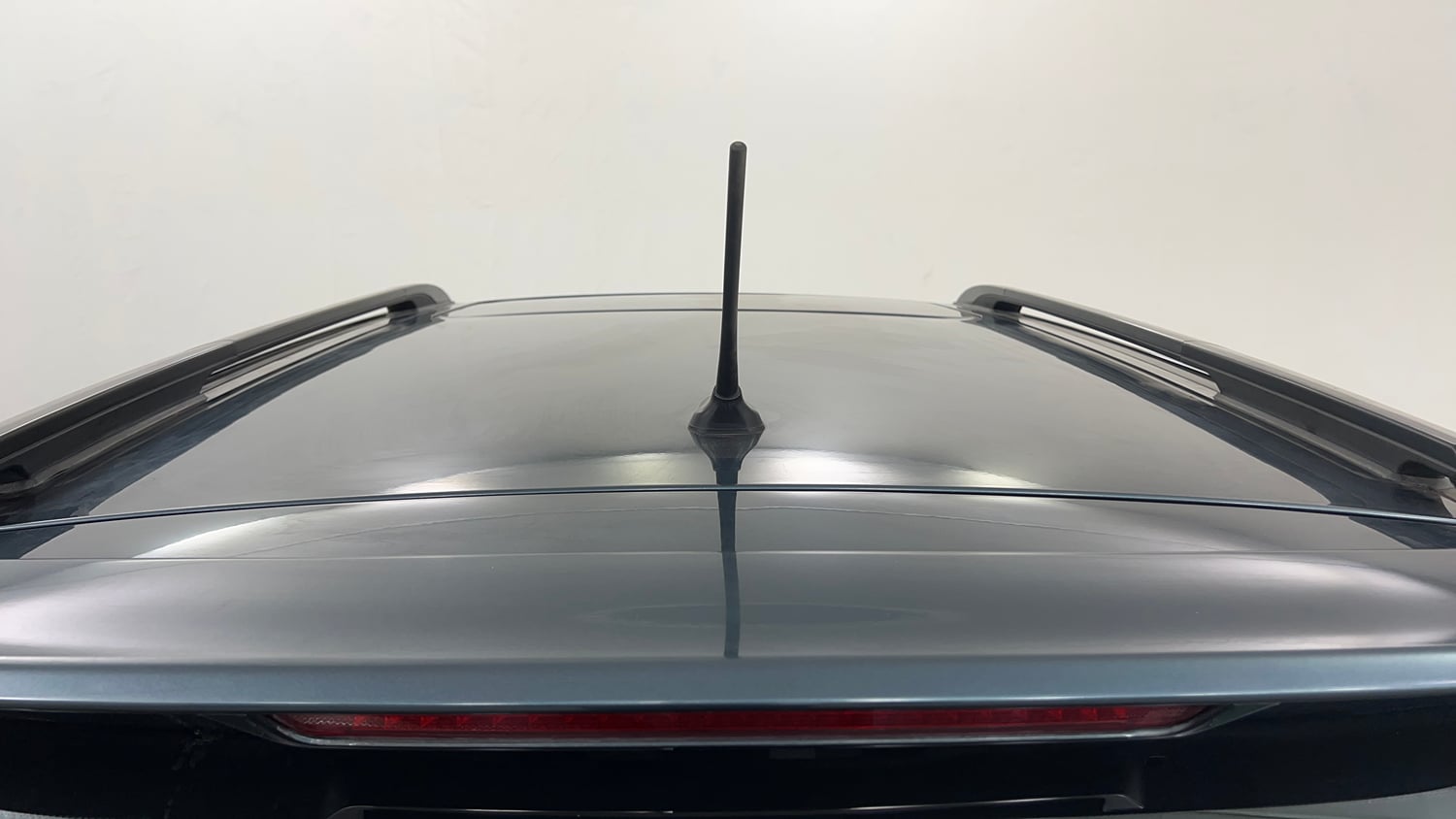 Used 2023 Mahindra XUV 300 W8 (O) 1.2 Petrol AMT Petrol Automatic exterior EXTERIOR ROOF VIEW