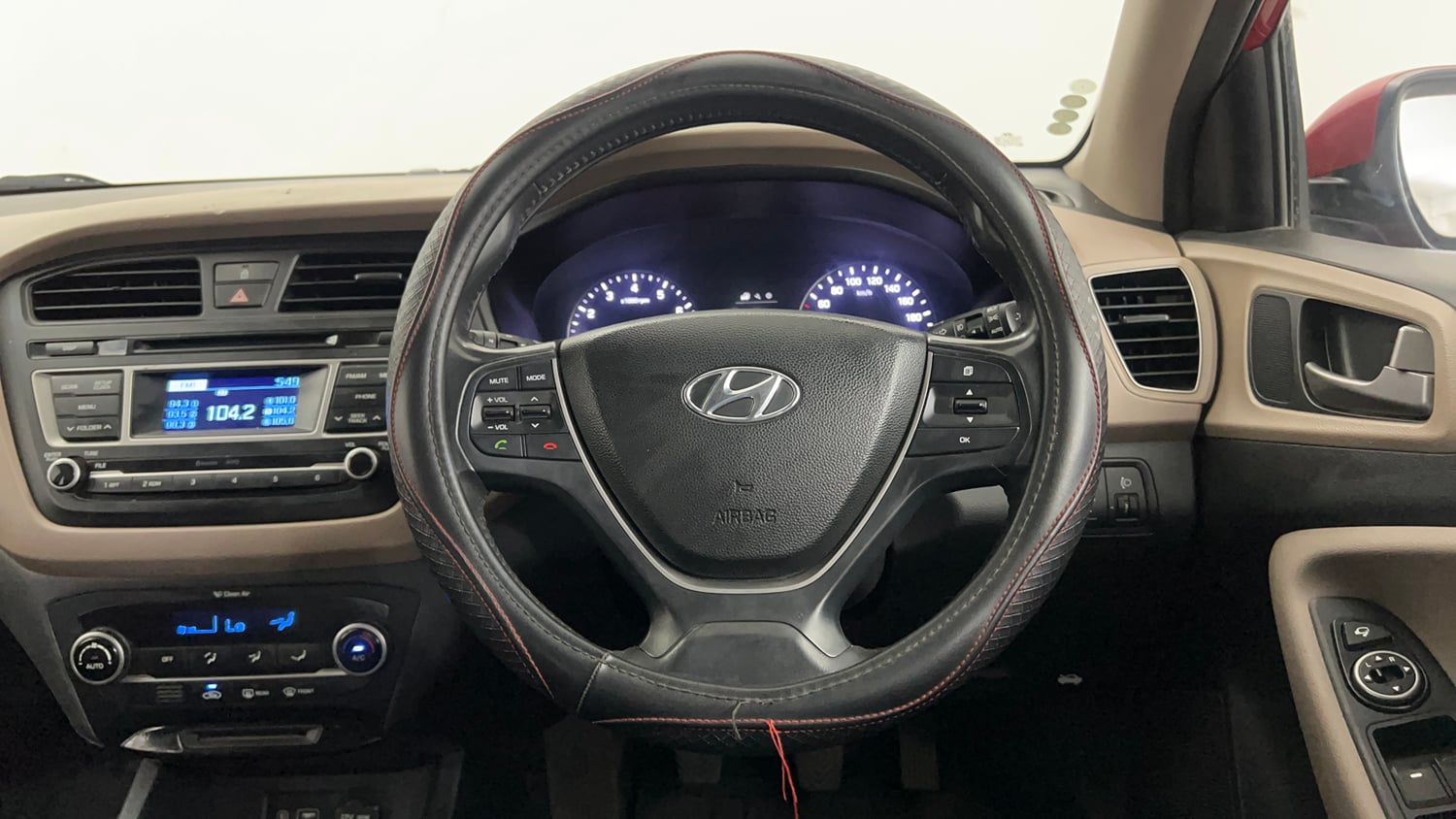 Used 2015 Hyundai Elite i20 Asta 1.2 Petrol Manual interior STEERING VIEW