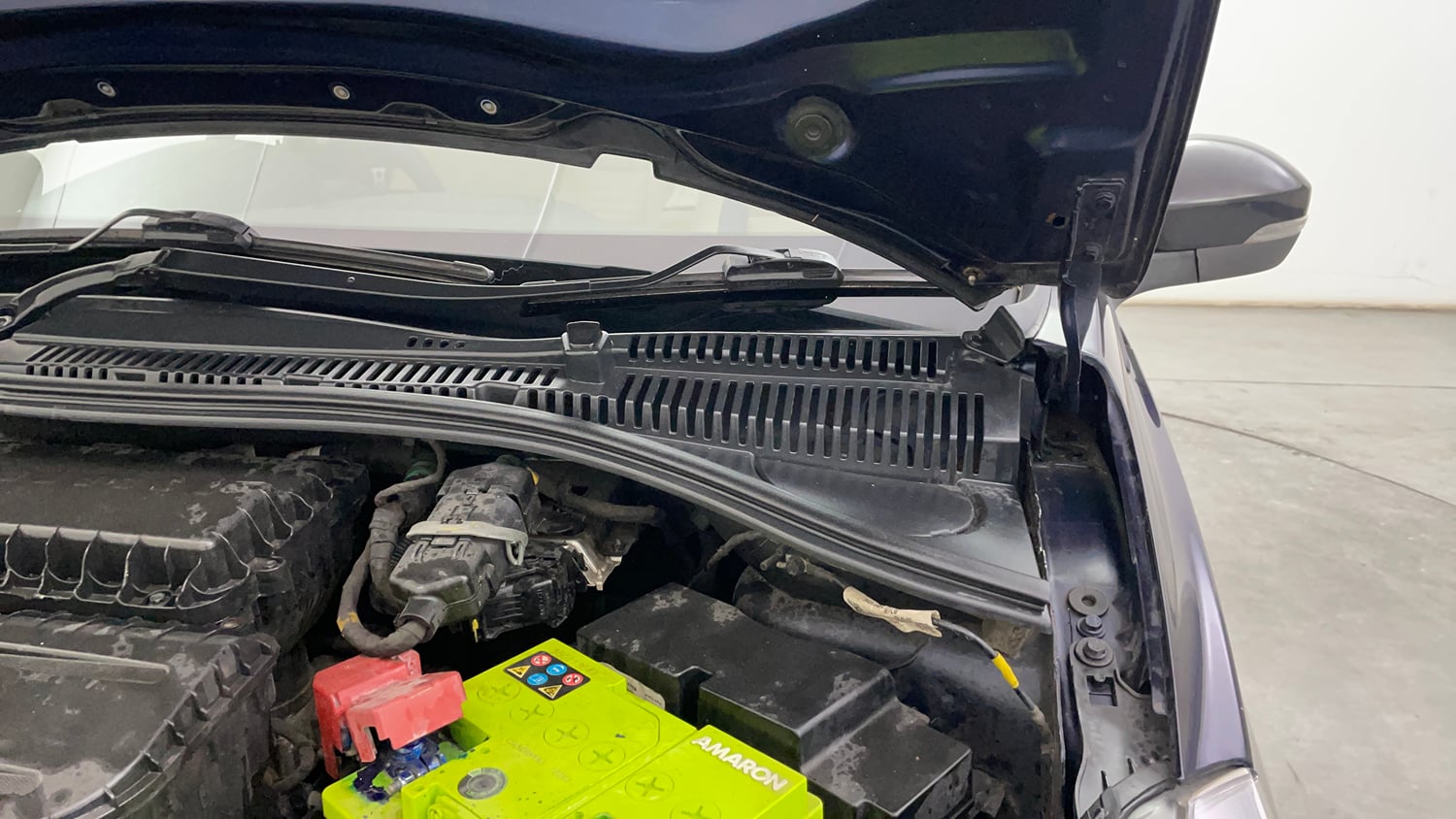 Used 2022 Tata Tigor XZA Plus Petrol Automatic engine ENGINE LEFT SIDE HINGE & APRON VIEW