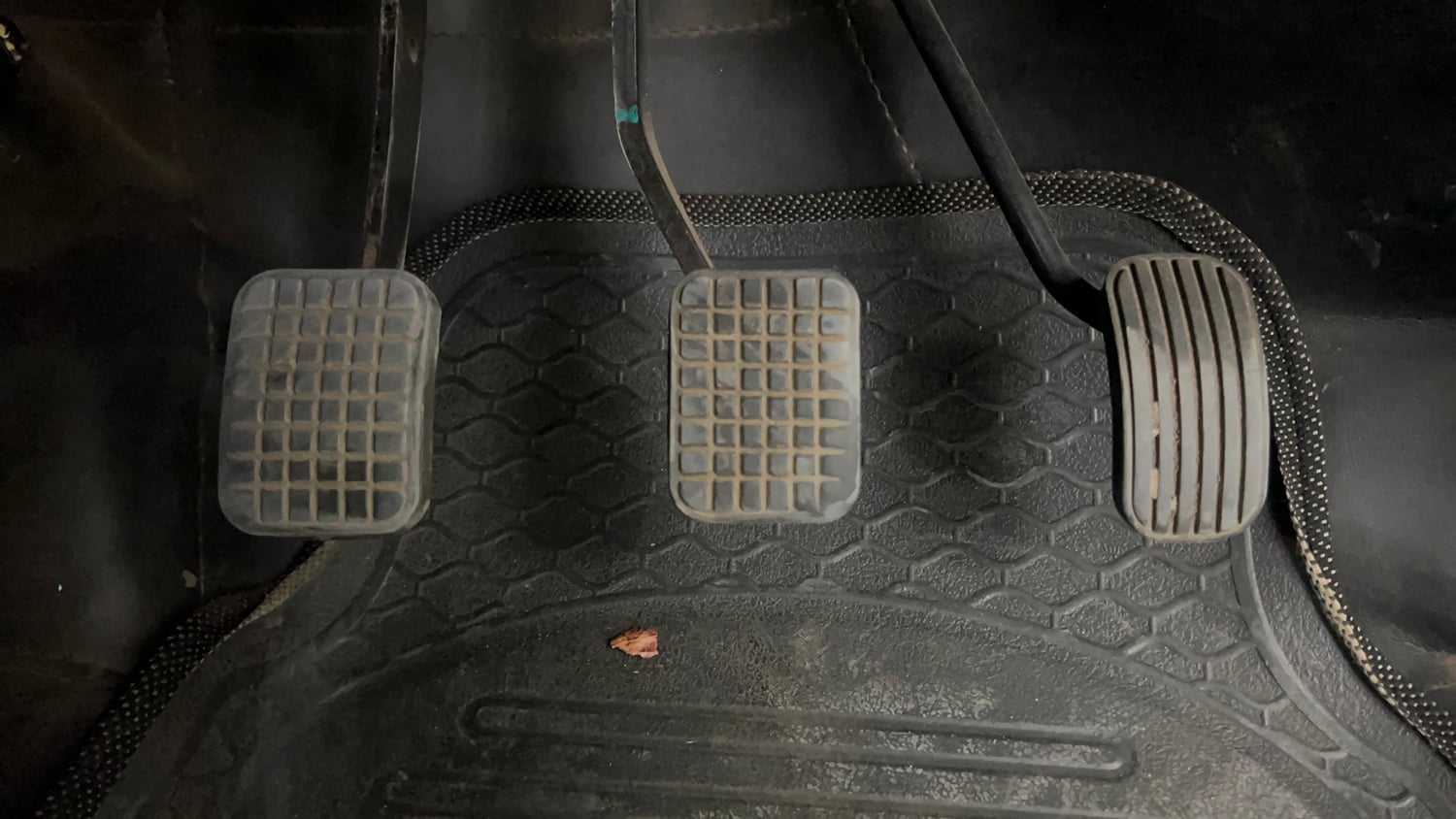 Used 2018 Tata Tiago Revotron XZ Petrol Manual interior PEDALS VIEW