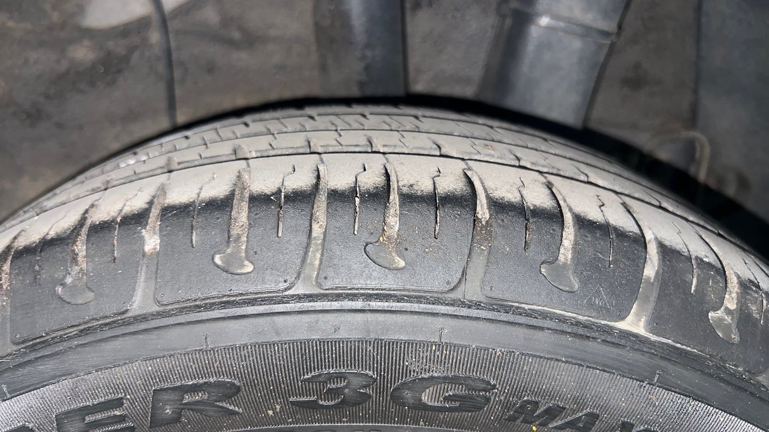 Used 2015 Hyundai Xcent S 1.2 Petrol Manual tyres LEFT REAR TYRE TREAD VIEW