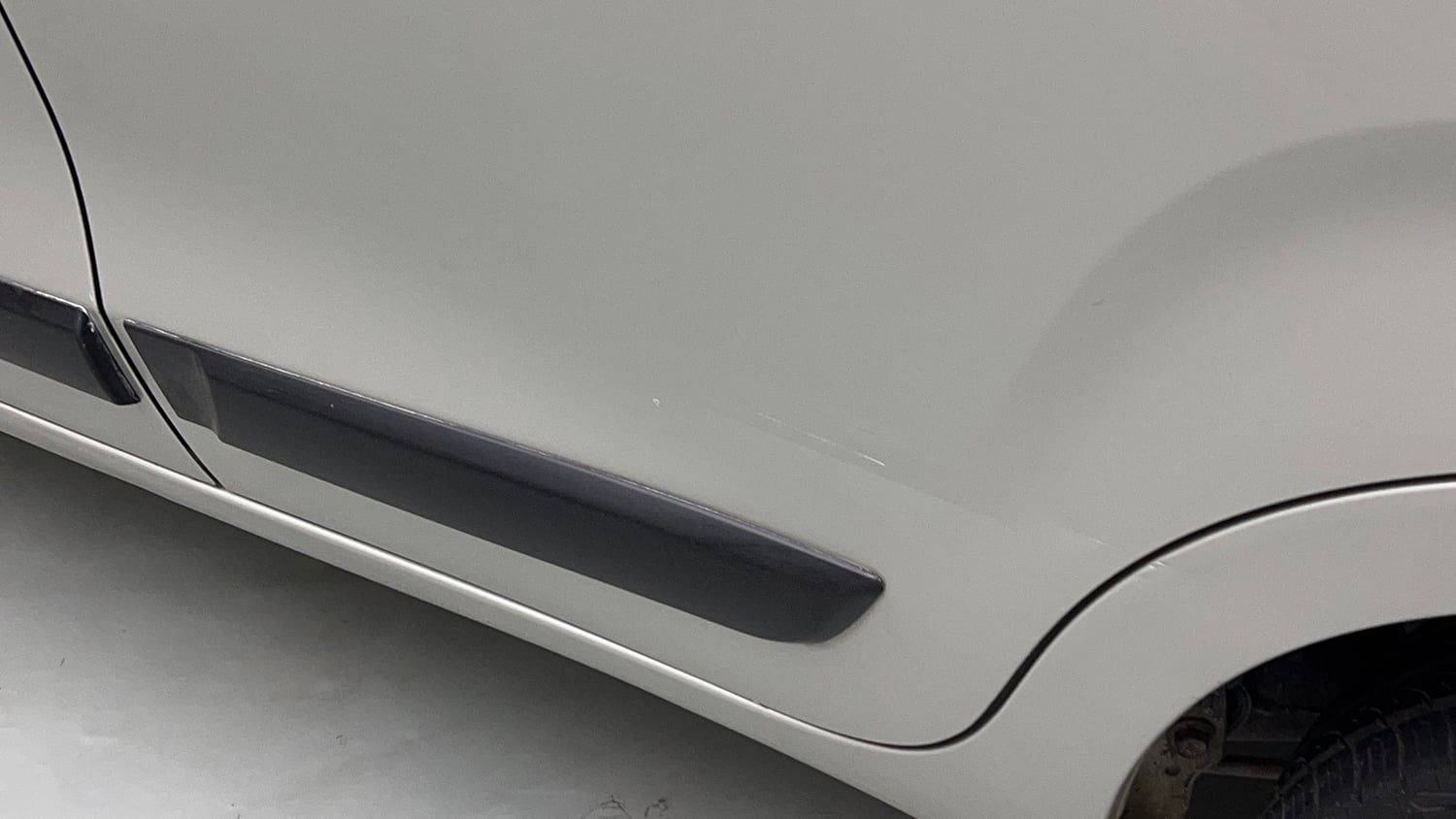 Used 2019 Maruti Suzuki Wagon R VXi 1.2 Petrol Manual dents MINOR DENT