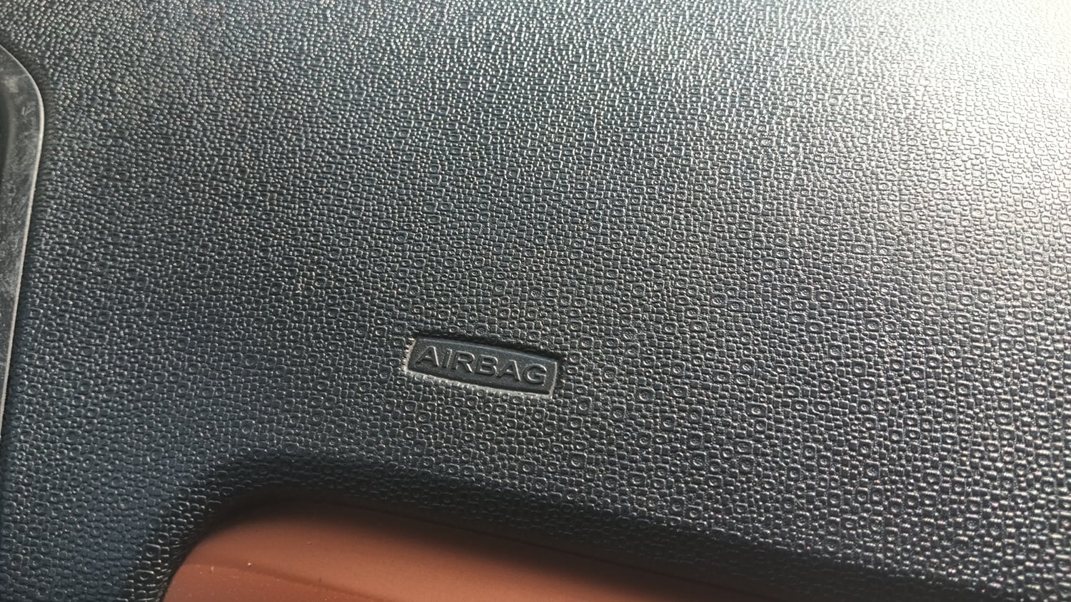 Used 2020 Ford EcoSport S Petrol Petrol Manual top_features Airbags